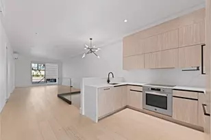 499 Van Buren St, New York City, NY 11221 - Photo 2