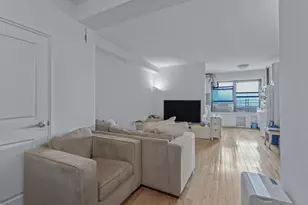 99-05 63rd Dr, New York City, NY 11374 - Photo 10