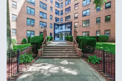9905 63rd Drive #7R, New York City, NY 11374 - Photo 8