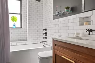 119 W 71st St, New York City, NY 10023 - Photo 16