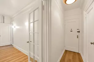 17 W 64th St, New York City, NY 10023 - Photo 8