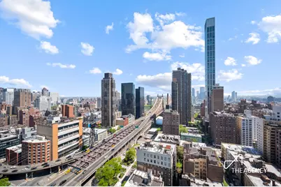 300 E 59th Street #2801/2802, New York City, NY 10022 - Photo 10