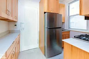 27 W 55th St, New York City, NY 10019 - Photo 2