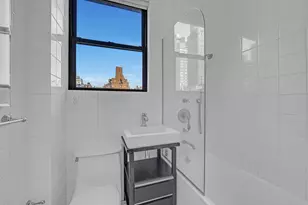 127 E 69th St, New York City, NY 10021 - Photo 10
