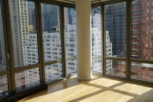 310 W 52nd St, New York City, NY 10019 - Photo 2