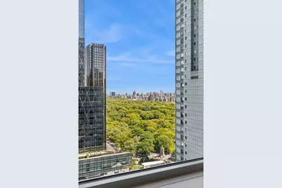 322 W 57th Street #43H1, New York City, NY 10019 - Photo 4