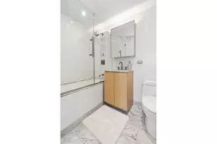 322 W 57th St, New York City, NY 10019 - Photo 10