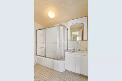 200 E End Avenue #12F, New York City, NY 10128 - Photo 16