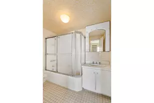 200 East End Ave, New York City, NY 10128 - Photo 16