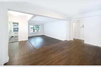 915 E 17th Street #109, New York City, NY 11230 - Photo 2