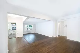 915 E 17th St, New York City, NY 11230 - Photo 2