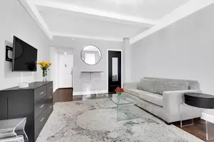 24 5th Ave, New York City, NY 10011 - Photo 2