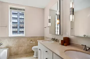 200 W 24th St, New York City, NY 10011 - Photo 8