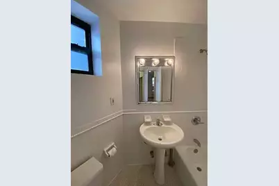 534 E 83rd Street #1B, New York City, NY 10028 - Photo 4
