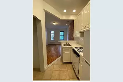 534 E 83rd Street #1B, New York City, NY 10028 - Photo 2