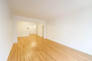 915 E 17th St, New York City, NY 11230 - Photo 2