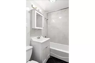 4 W 104th St, New York City, NY 10025 - Photo 4
