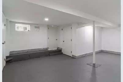 21-52 48th Street, New York City, NY 11105 - Photo 20