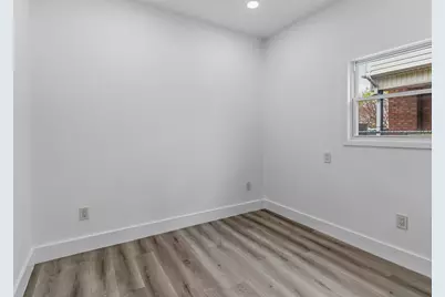 21-52 48th Street, New York City, NY 11105 - Photo 16