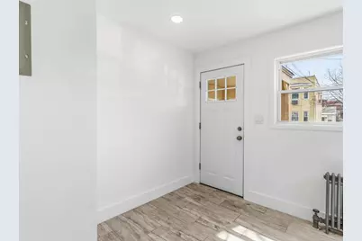 21-52 48th Street, New York City, NY 11105 - Photo 8