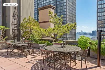 10 Mitchell Place #8F, New York, NY 10017 - Photo 6