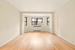 34-21 78th St, New York City, NY 11372 - Photo 4