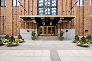 20 West St, New York City, NY 10004 - Photo 1