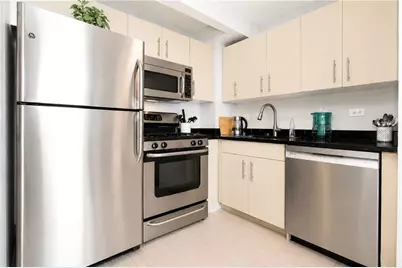 20 West Street #40A, New York City, NY 10004 - Photo 6