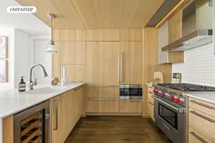 211 E 13th St, New York City, NY 10003 - Photo 4