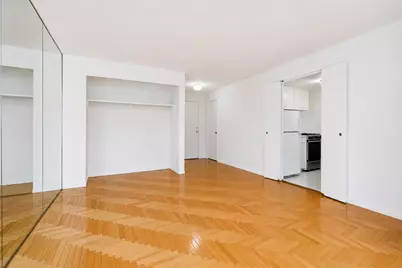106 Central Park S #17O, New York City, NY 10019 - Photo 2