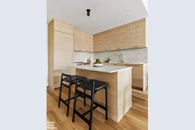 212 Huron Street #3, New York City, NY 11222 - Photo 4