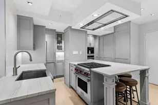 106 Central Park S, New York City, NY 10019 - Photo 2