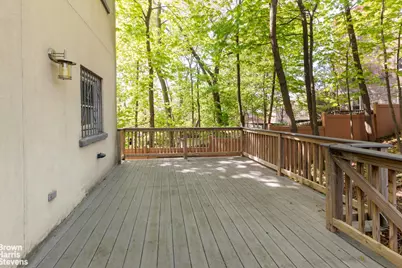 5629 Sylvan Avenue, New York City, NY 10471 - Photo 18