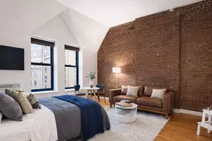 56 W 82 St, New York City, NY 10024 - Photo 2