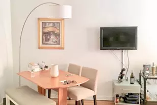 1555 2nd Ave, New York, NY 10028 - Photo 2
