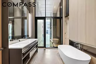 522 W 29th St, New York, NY 10001 - Photo 4