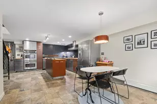 643 Warren St, New York City, NY 11217 - Photo 2