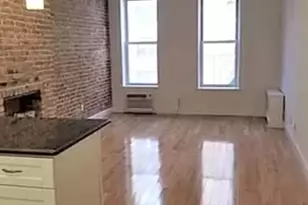 443 E 83rd St, New York City, NY 10028 - Photo 2