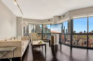200 E 61st St, New York City, NY 10065 - Photo 8