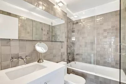 200 E 61st Street #35B, New York, NY 10065 - Photo 18