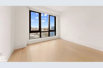 242 Broome Street #14D, New York City, NY 10002 - Photo 4