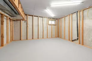 84 Long Pond Ln, New York City, NY 10304 - Photo 24