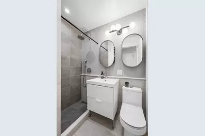 304 E 41st Street #A1503, New York, NY 10017 - Photo 6