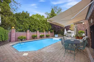 234-11 38th Dr, New York City, NY 11363 - Photo 4
