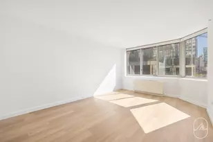 561 10th Ave, New York City, NY 10036 - Photo 2