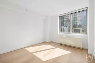 561 10th Ave, New York City, NY 10036 - Photo 4