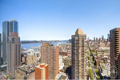 561 10th Avenue #40D, New York City, NY 10036 - Photo 2