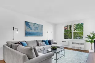 100 W 12th St, New York City, NY 10011 - Photo 1