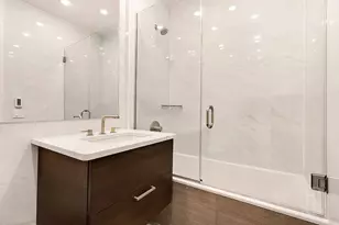 11-35 45th Ave, New York City, NY 11101 - Photo 4