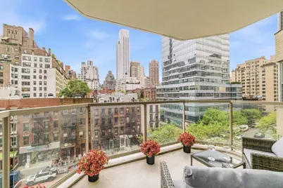 300 E 74th Street #6-E, New York City, NY 10021 - Photo 2